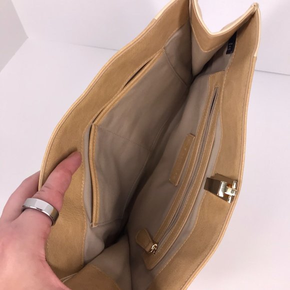 Vintage The Limited Beige and Cream Monochrome Neutral Gold Hardware Clutch - Picture 4 of 11